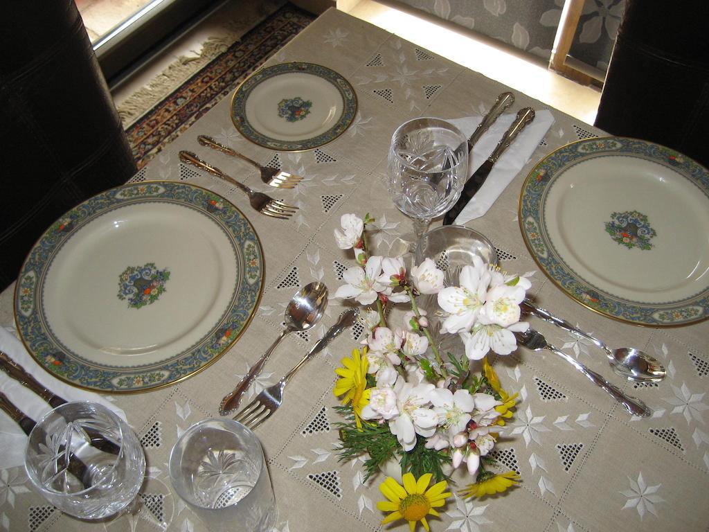 Our House Hotel Vavla Bagian luar foto